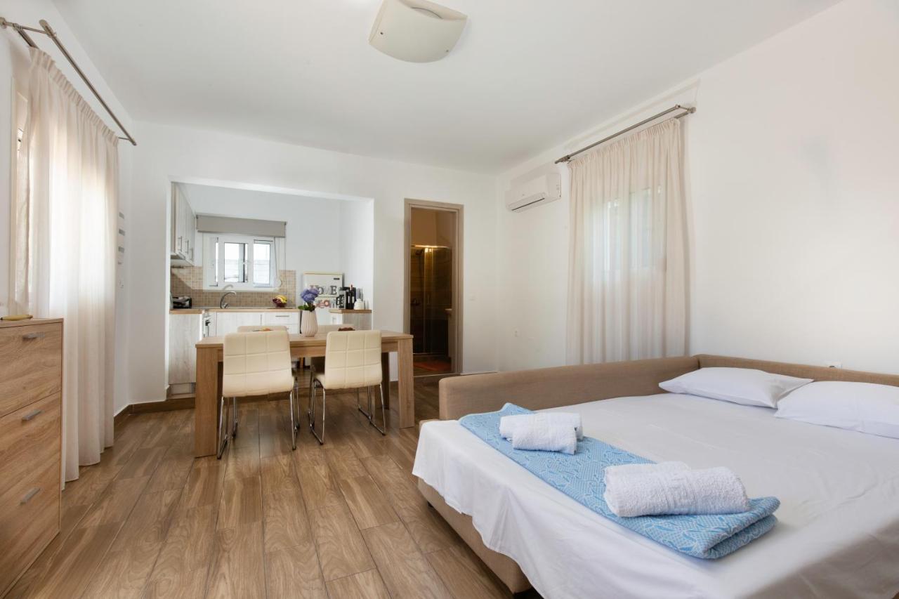 Theros Luxury Apartment Archangelos (Rhodes) Exterior foto